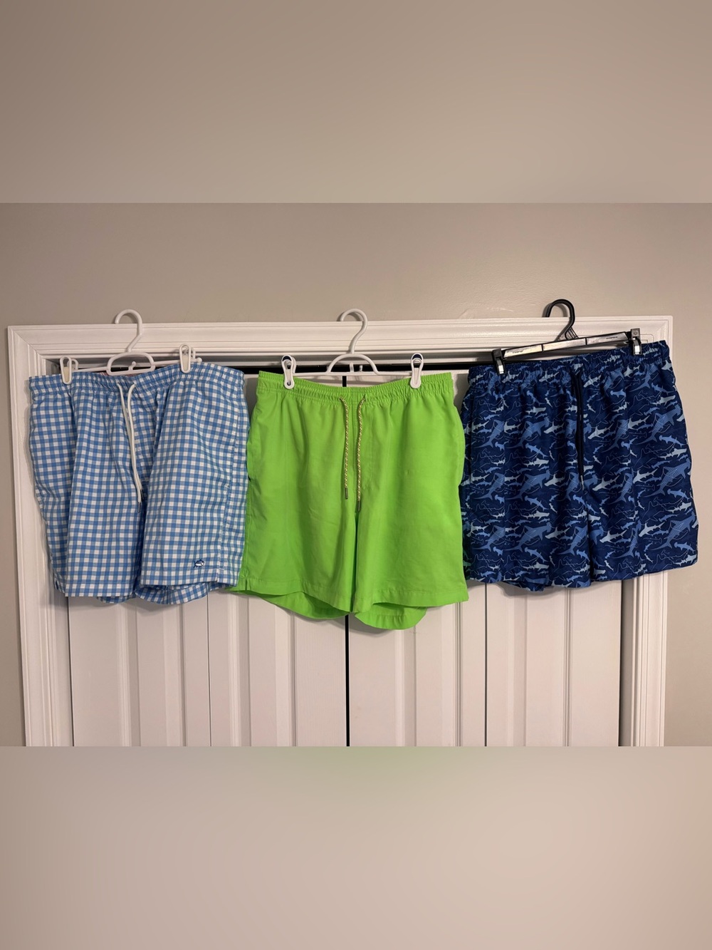 3x Mens Southern Tide swim trunks size L